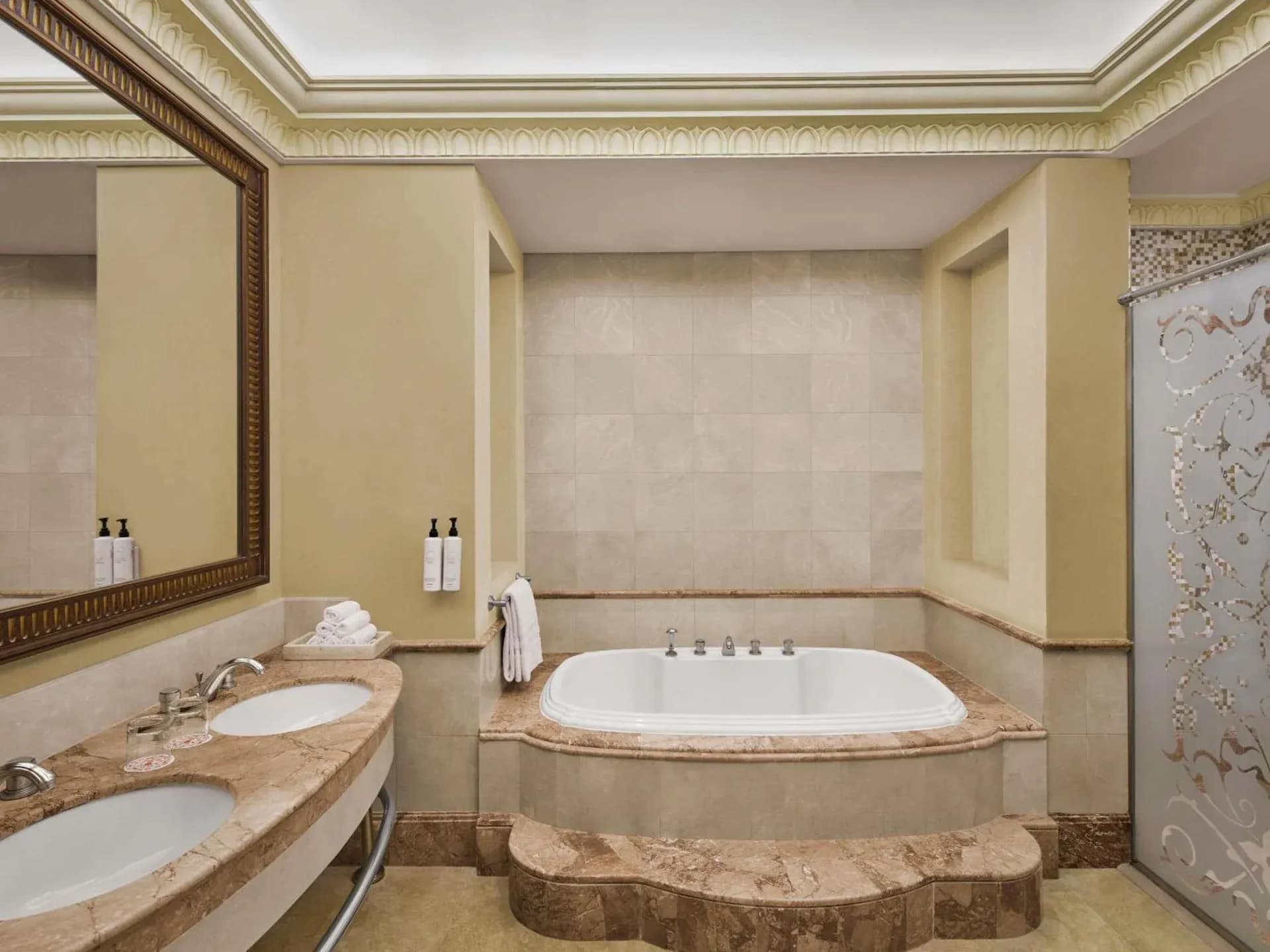 Premium Swissotel   (копия)