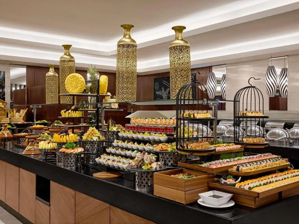 IZI Swissotel (Premium+)