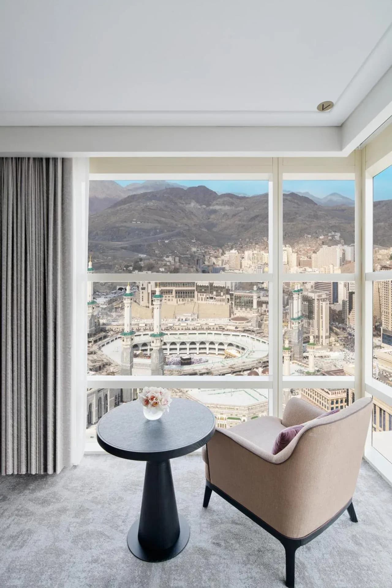 Premium Address Jabal Omar 