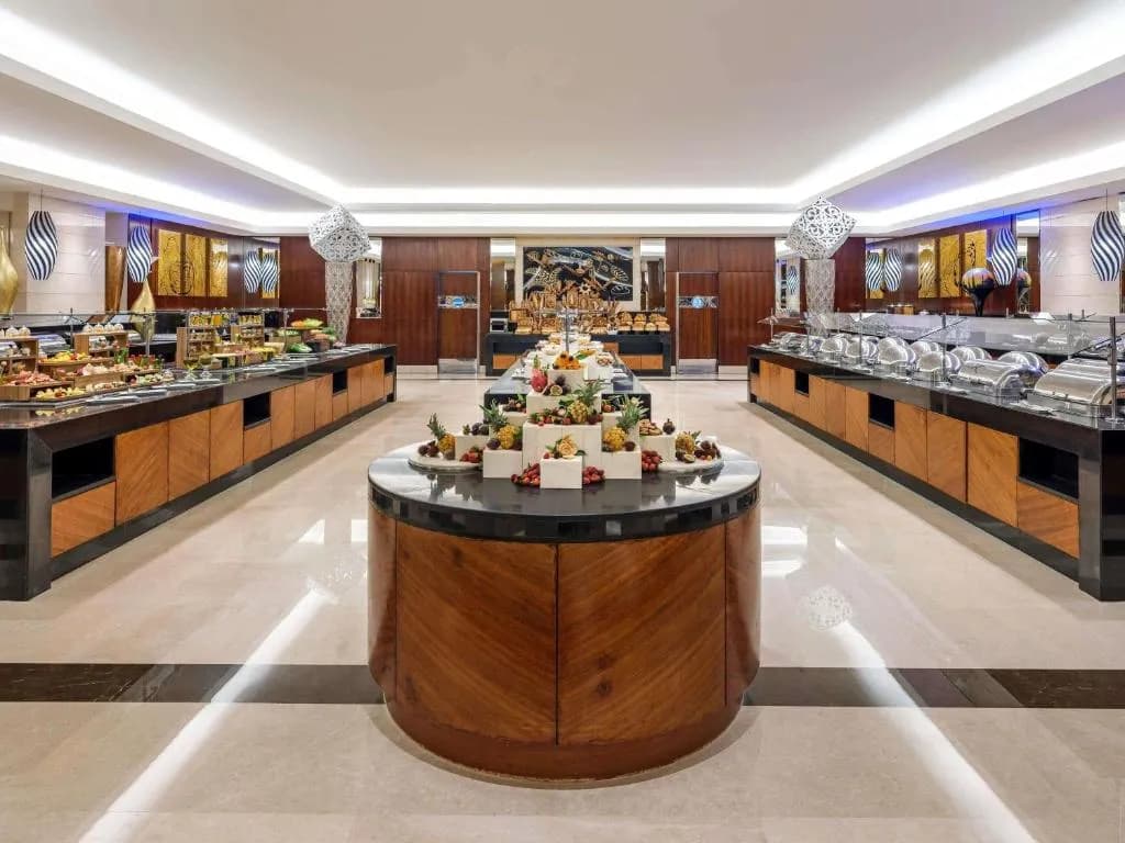 IZI Swissotel Сентябрь 