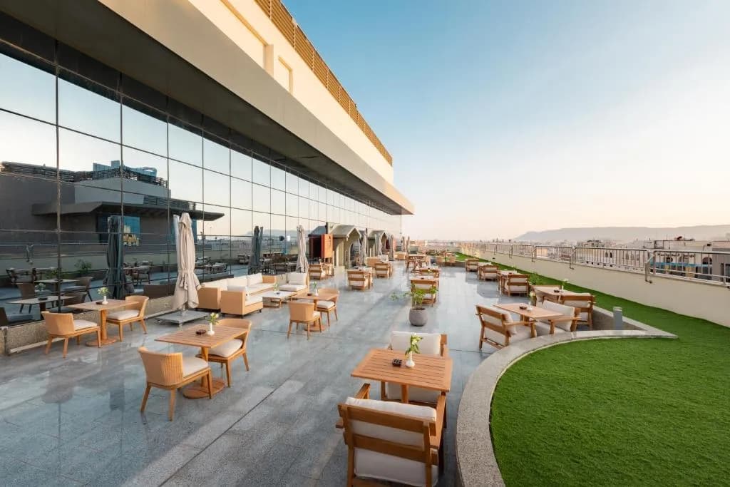 IZI Swissotel Сентябрь 