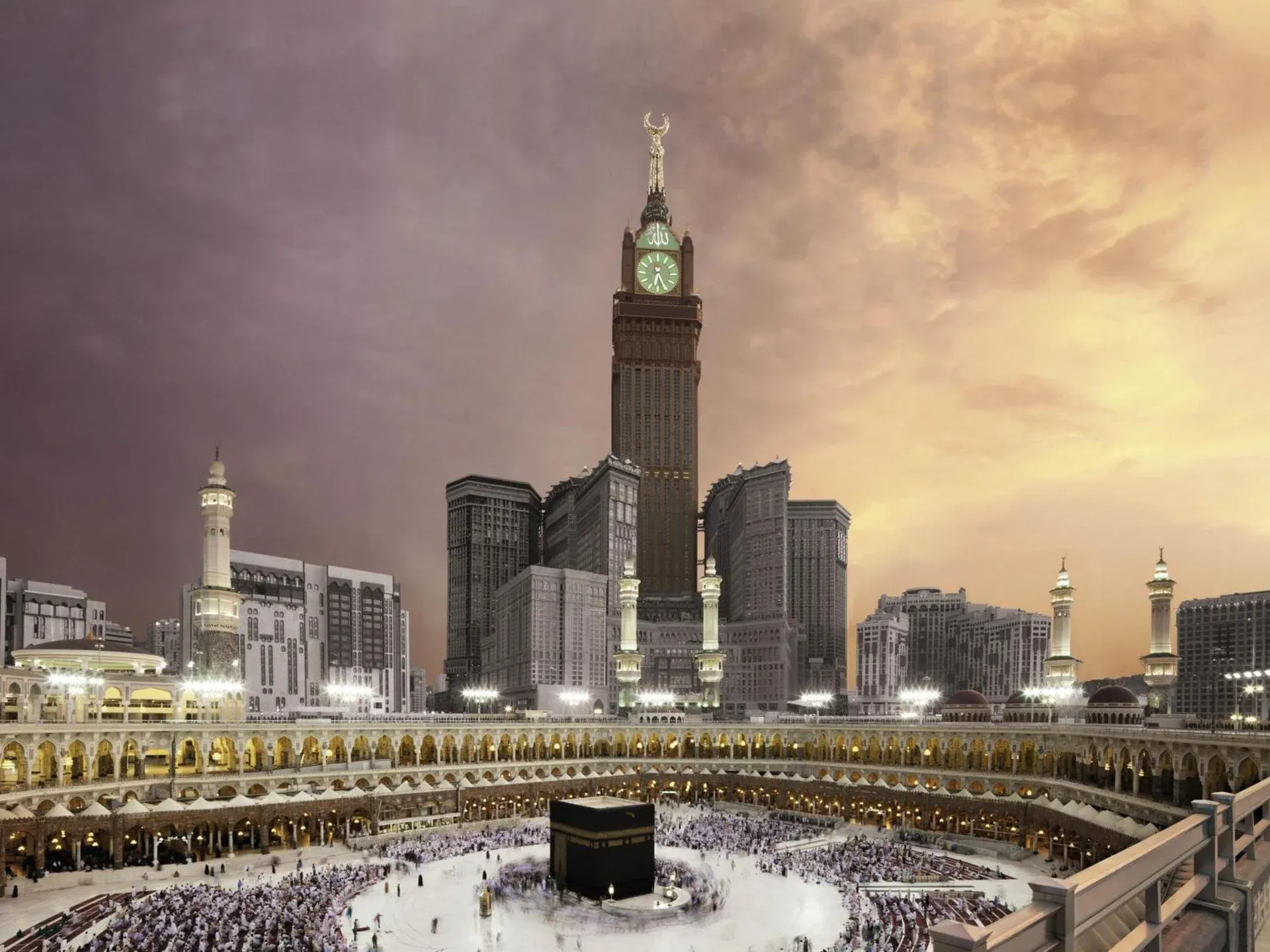 Makkah Clock Royal Tower - отель Fairmont