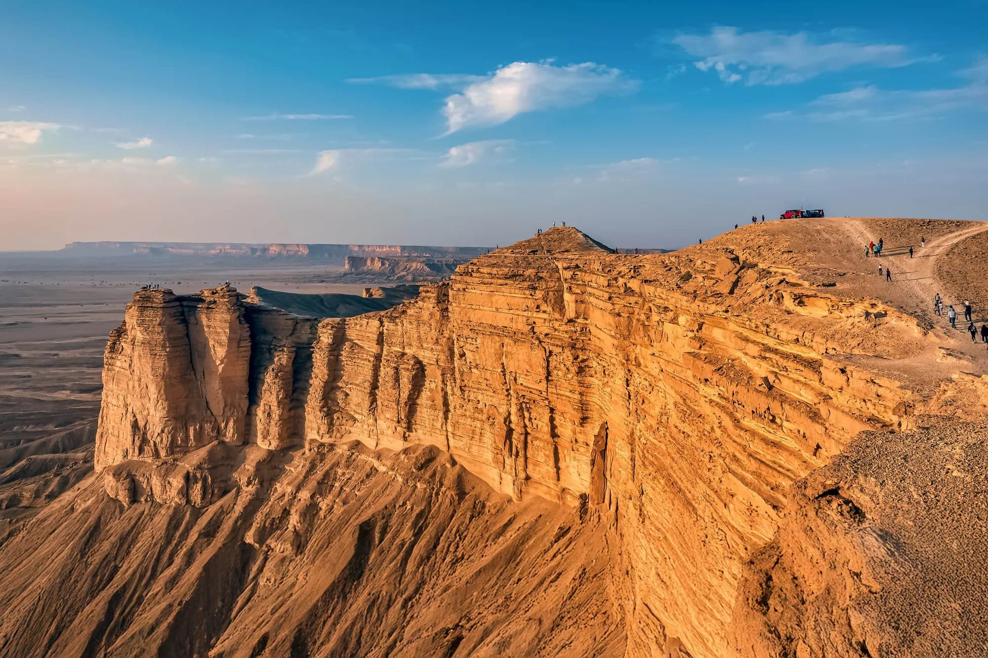 Riyadh in 3 Days: Masmak, Ushaiger & Edge of the World