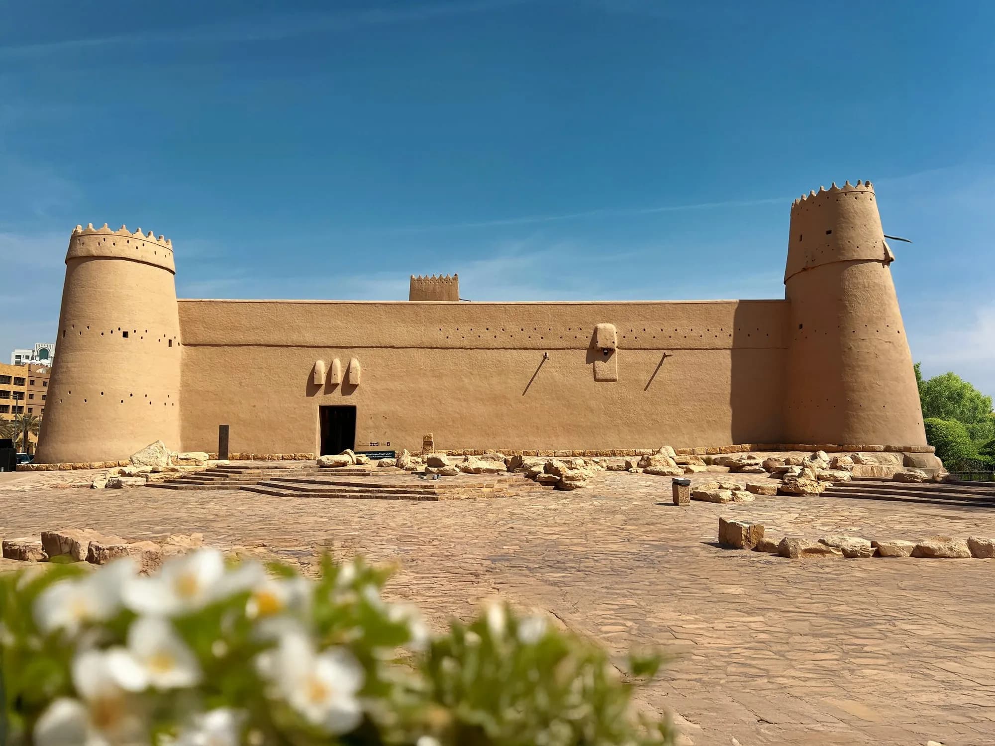 Riyadh in 3 Days: Masmak, Ushaiger & Edge of the World