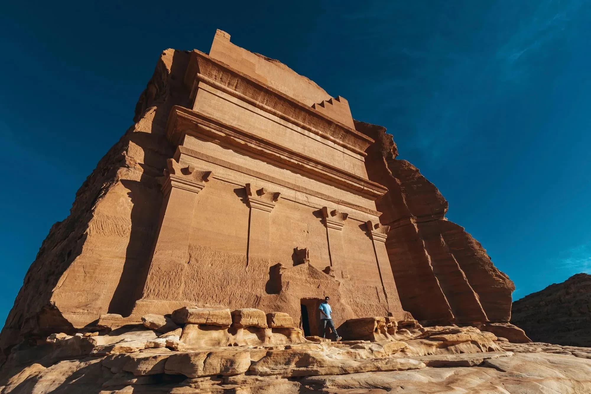 AlUla: 1 Day — Hegra, Maraya, the Old Town & a Harrat Sunset with a Guide